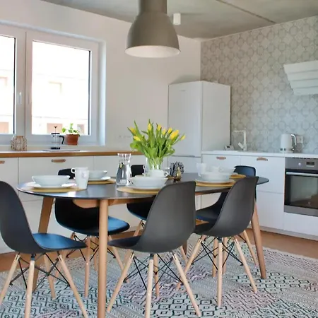 Apartment Laba - Basen, Blisko Plazy, Cisza, Taras, Parking, Bezplatne Wifi, Wyjatkowy! *