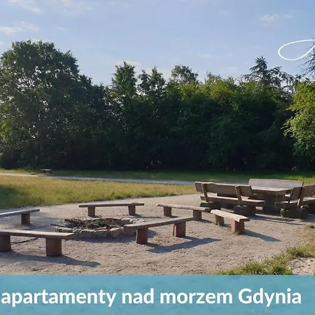 Laba - Basen, Blisko Plazy, Cisza, Taras, Parking, Bezplatne Wifi, Wyjatkowy! Apartamento Gdynia