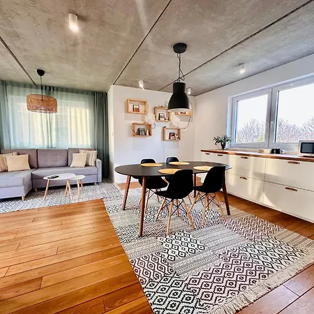 Laba - Basen, Blisko Plazy, Cisza, Taras, Parking, Bezplatne Wifi, Wyjatkowy! * Gdynia