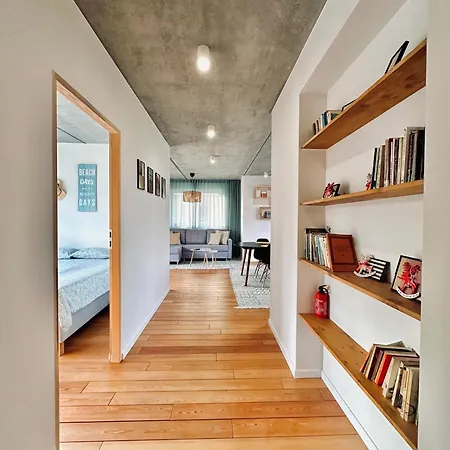 Laba - Basen, Blisko Plazy, Cisza, Taras, Parking, Bezplatne Wifi, Wyjatkowy! Apartment